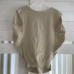 ユニクロ　ベージュ　ベスト