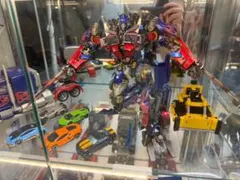 threezero DLX オプティマスプライム フィギュア