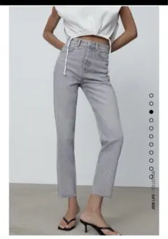 ZARA ストレートデニムパンツ32