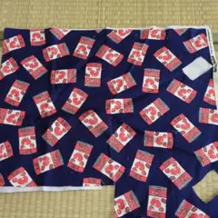 トマト缶プリント ネイビー生地 はぎれ37×103cm