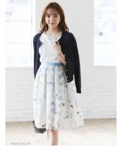 tocco closet 花柄ワンピース 半袖 フレンチスリーブ 膝丈 ブルー