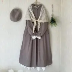 とまと様専用★新品★サマンサモスモス★グレー＊ちび襟＊総刺繍＊ふんわりワンピース