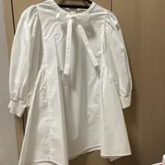極美品yori ヨリサイドギャザーパフブラウスリボン - メルカリ