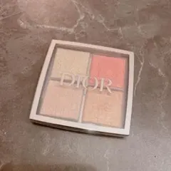 ディオール バックステージ フェイスグロウパレット 004