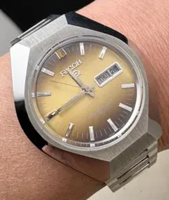 Item thumbnail for item 3aba9192-f287-4b50-8bf6-73211a0833b4