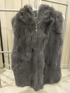 イヴサロモン　ラビットファー　ベスト　毛皮　ラパン　グラデーション　ドレープ イヴサロモン ラビットファー ベスト 毛皮 ラパン