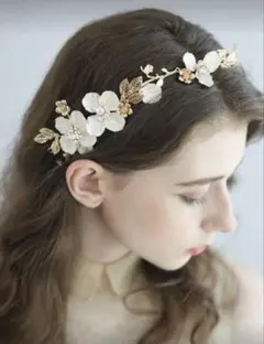 【新品未使用】ヘッドドレス カチューシャ 花 ゴールド