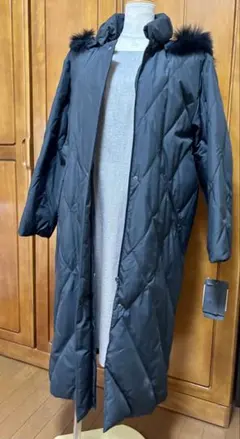 ファー付きブラックダウンロングコート(新品未使用)