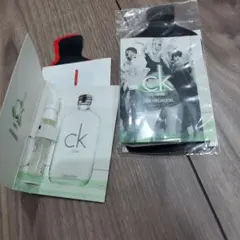 Calvin Klein ck one オードトワレ 1.2mlのサムネイル