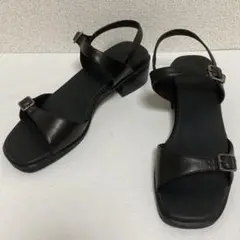 【美品】MARGARET HOWELL idea ブラック ストラップサンダル