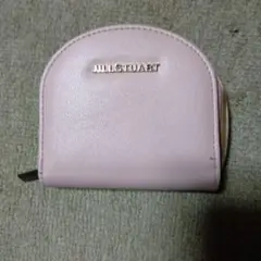 良品‼️JILL STUART ピンク 二つ折り財布のサムネイル