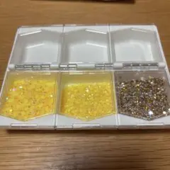 ラインストーン　黄色系　パーツ