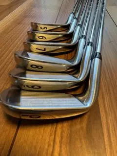 Item thumbnail for item 29521f00-d045-43d2-9c8f-6e0c1e0cdc8d