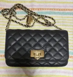 Charles &Keith クレシダツイードキルトトップハンドルバッグ - メルカリ