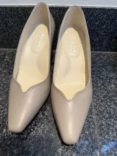 REGAL プレミアム ベージュ ハイヒール