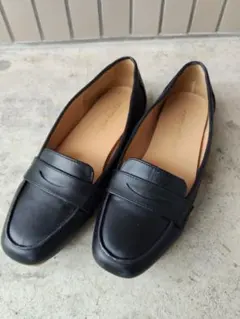 ブラックローファータイプフラットシューズ　25センチ　4E