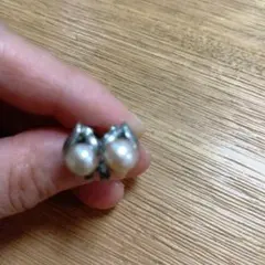 パールモチーフ イヤリング シルバーカラー