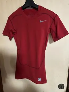 ナイキ　プロ　コンプレッション　ドライフィット素材　Tシャツ 赤　サイズM