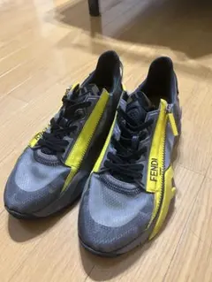 FENDI FLOW スニーカー グレー イエローのサムネイル