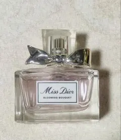 【メルカリ便】MISS DIOR ミスディオール ブルーミング ブーケ 30ml