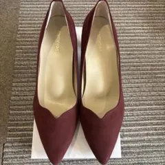 velikoko パンプス ワインスエード 25.5cmのサムネイル