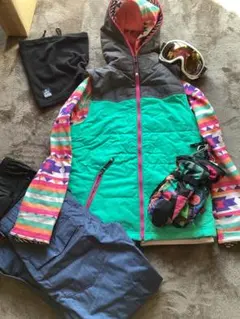 SISTA‘JＬＸ43DEGREESＭウェア ゴーグル手袋ネックウォーマーセット