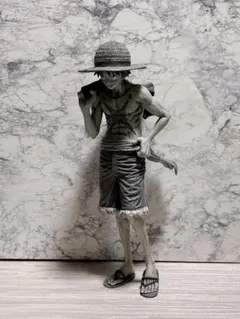 ワンピース ルフィ フィギュア