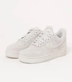 Nike Air Force 1 ホワイト スニーカー