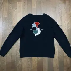 SOE 刺繍地図モチーフ クルーネックニット