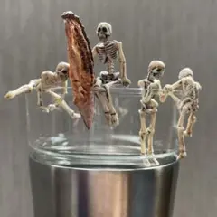 コップのフチボーン　4コセット　コップのフチ子　ガチャ　カプセル　骨　まとめ