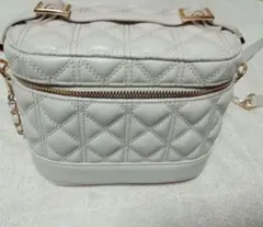 【8月31日処分】randa キルティング2way バニティバッグ　クリーム