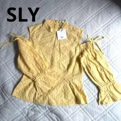 最終セール！！新品未使用【SLY】肩出しブラウスのサムネイル