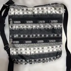 【未使用級】レスポートサック 3ZIP CROSSBODY クロスボディ