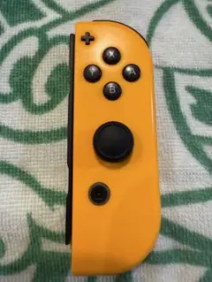 任天堂Switch 純正　ジョイコン　ネオンオレンジ　右　5