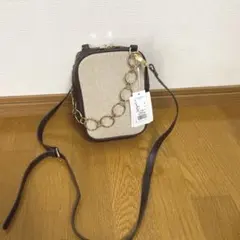 新品未使用　レディース　ショルダーバッグ　ポシェット　ブラウンのサムネイル