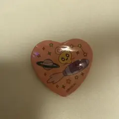 BANDAI たまごっち ハート型缶バッジのサムネイル