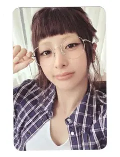 spaghetti トレカ　直筆サイン ユニバ　ルセラ 2回目 ユンジン LE SSERAFIM ユンジン 直筆サイン トレカ 2枚 スペシャルレアカード