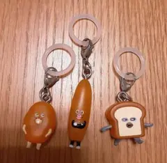 パンどろぼう　めじるしアクセサリー　ガチャ