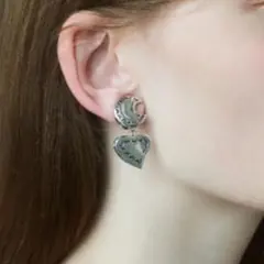 新品 iris47 ancient moon earring イヤリングのサムネイル