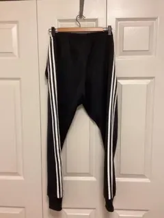 adidas 黒 ジャージ 3本ライン