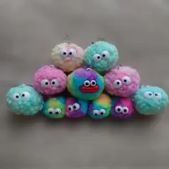 レインボー くちびる　キョロキョロ 目玉キーホルダー 11個セット