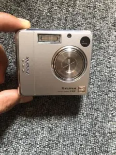 【作例あり】FUJIFILM finepix F420 CCDセンサー コンデジ 作例あり】FUJIFILM finepix F420 CCDセンサー コンデジ