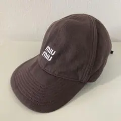 Miu Miu ベースボールキャップ ブラウンのサムネイル