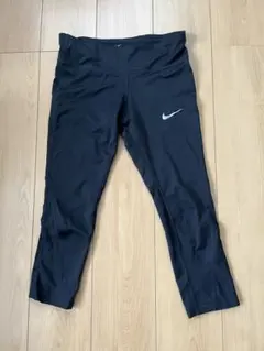 Nike DRI-FIT ブラックタイツ Mサイズ 七部丈