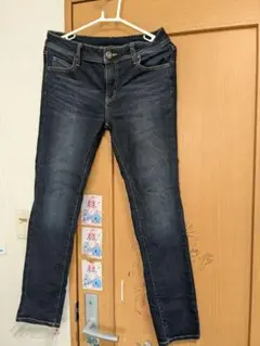 ダークブルー スキニーデニム