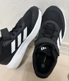 adidas スニーカー 20.5 1度のみ着用美品