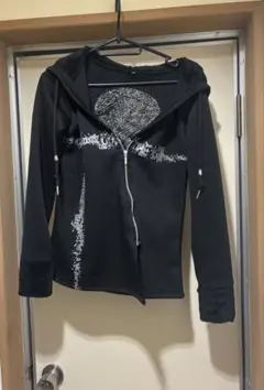 HYDE グッズ　フード付きロングTシャツ　L 黒　　ラスロク HYDE グッズ フード付きロングTシャツ L 黒 ラスロク - メルカリ
