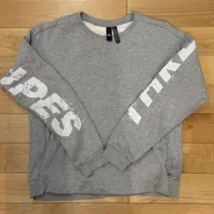 adidas グレー スウェット トレーナー