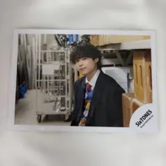 SixTONES 松村北斗 公式写真 YOUNG OLD グッズオフショット - メルカリ