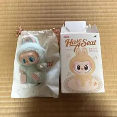 シンガポール限定】POP MART ラブブHIDE AND SEEKぬいぐるみ - メルカリ